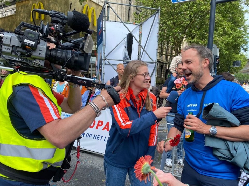 Paul loopt voor en met lotgenoten